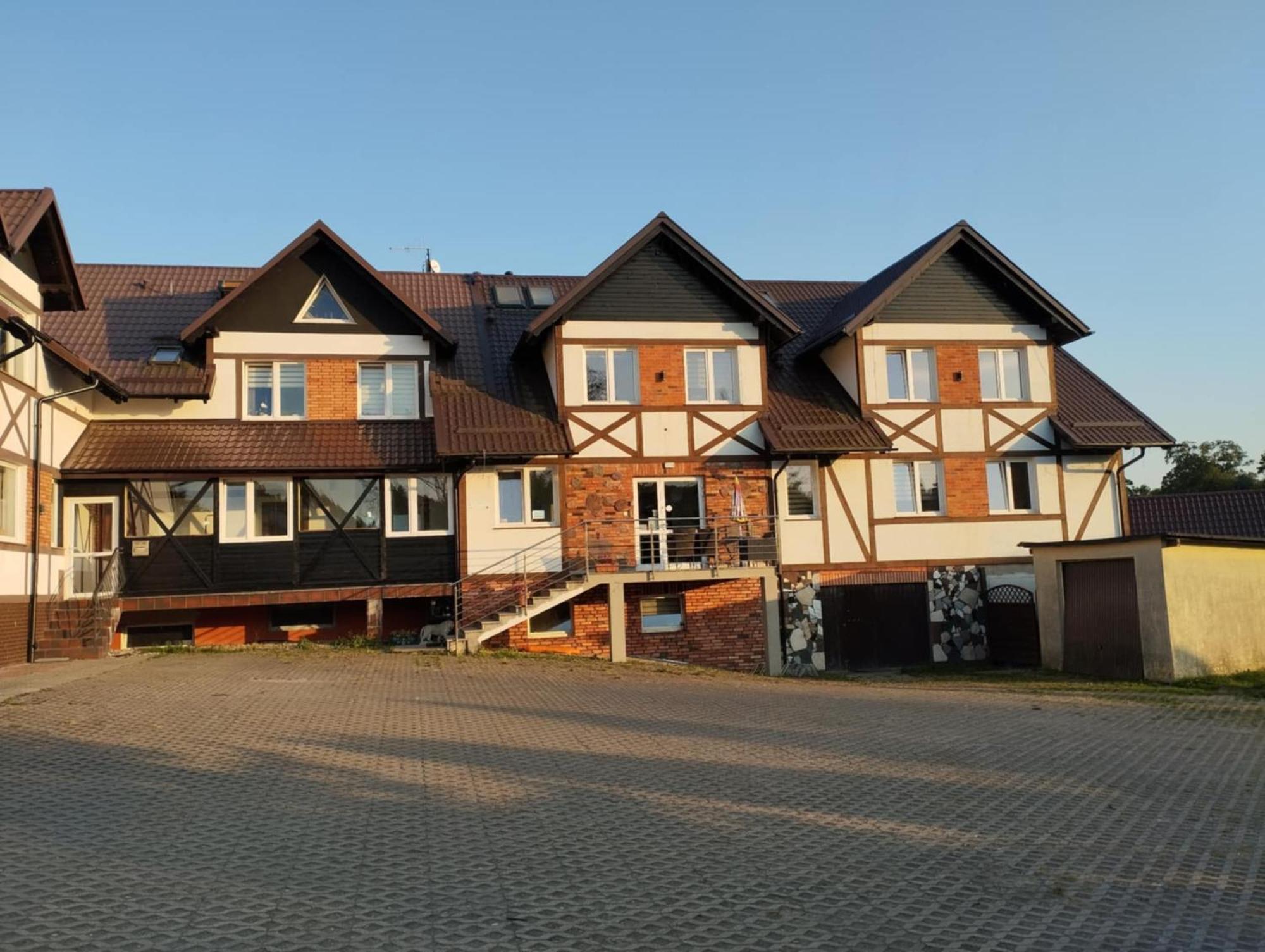 Checz Goscinna- Pokoje,Sauna,Jacuzzi, Sala Konferencyjna Grzybno Exterior photo