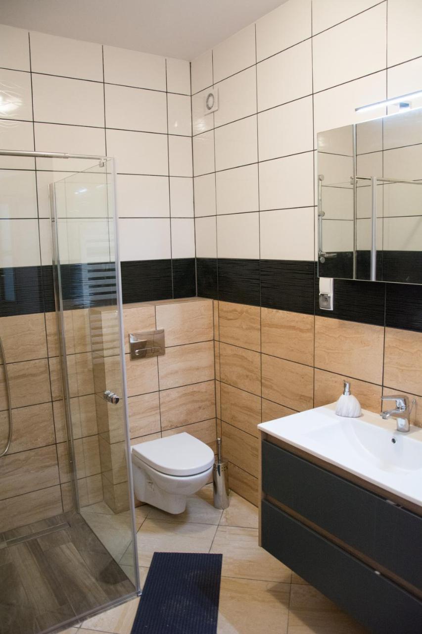 Checz Goscinna- Pokoje,Sauna,Jacuzzi, Sala Konferencyjna Grzybno Exterior photo